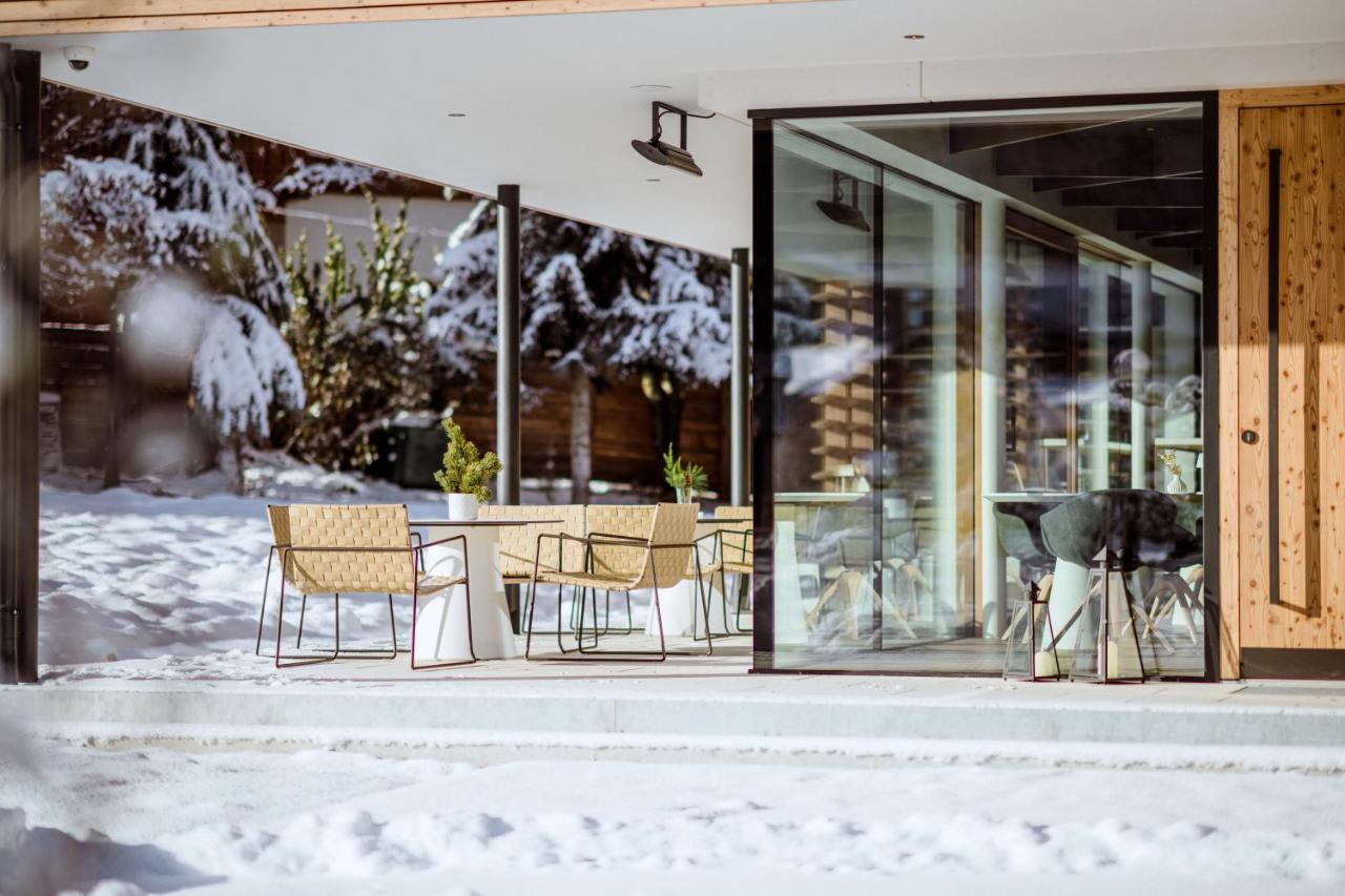 Crystls Aparthotel Флахау Екстериор снимка