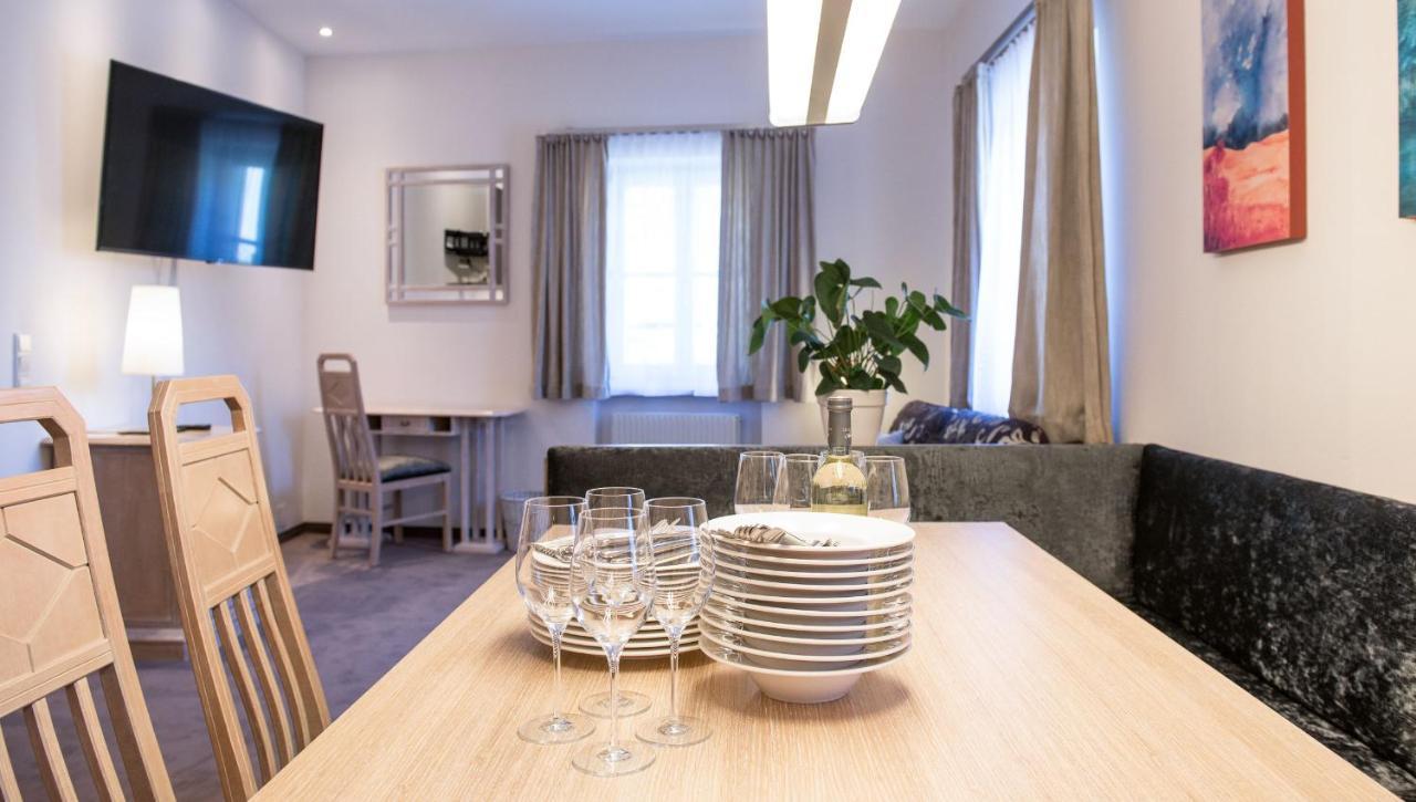 Crystls Aparthotel Флахау Екстериор снимка